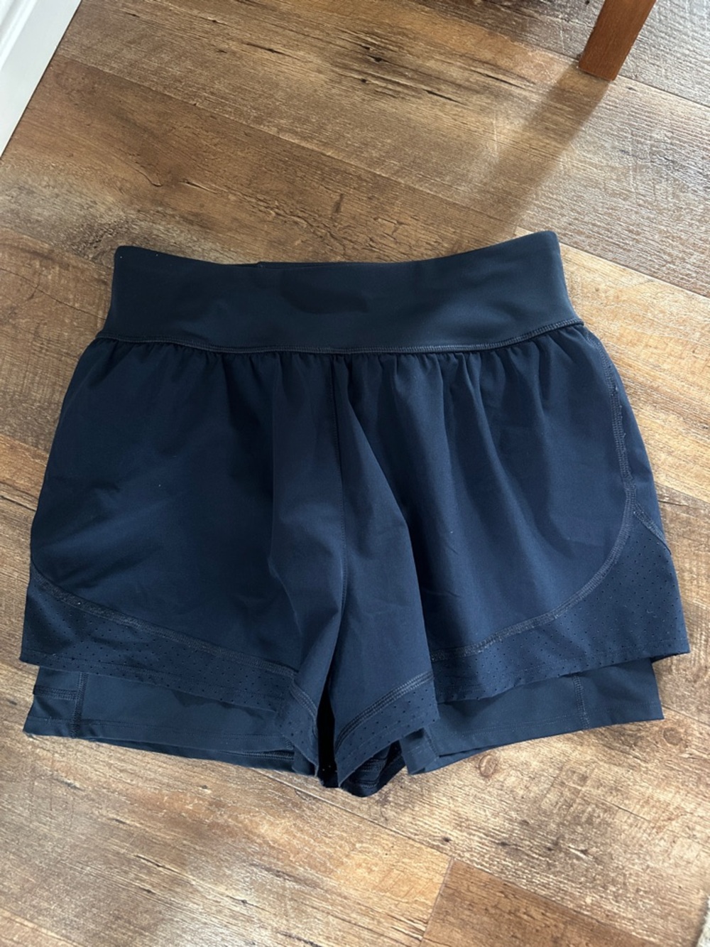 SPANX Shorts Womens medium navy Running Lined Compression Pockets Athletic